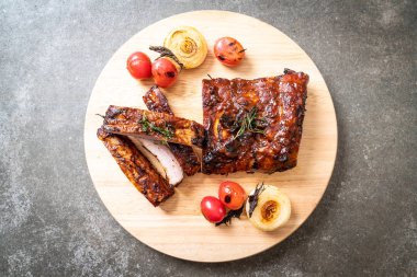 Izgara Barbekü kaburga domuz