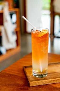 limon limon suyu ile yumruk