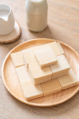 krema ile süt gofret