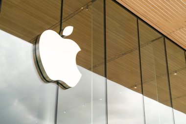 Bangkok, Tayland-Temmuz 17, 2019: Apple ıconsiam 'da Apple logosu