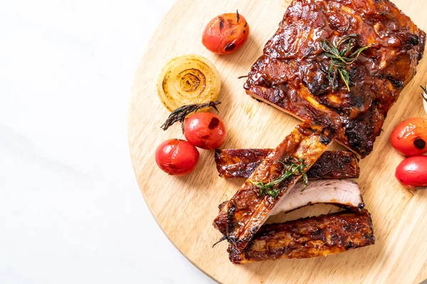 Izgara Barbekü kaburga domuz