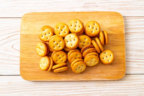 Biscoitos com engarrafamento de abacaxi — Fotografia de Stock