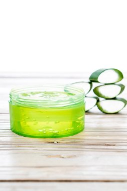 aloe vera jel aloe ile dilimlenmiş