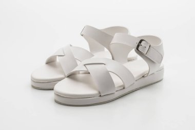 kadın deri sandalet