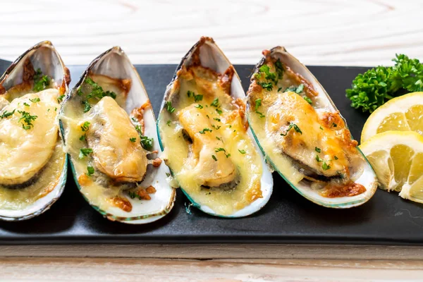 peynir pişmiş midye  