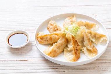 Japon sosu veya köfte snack 