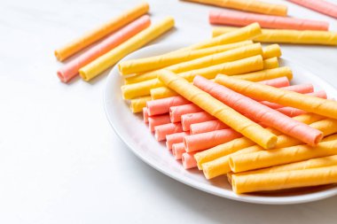 renkli gofret sopa rulo 