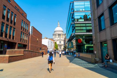 Londra, İngiltere - 27 Ağustos 2019 : Londra'daki St. Paul Katedrali.