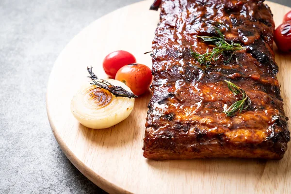 Grillad barbecue revben fläsk — Stockfoto