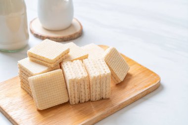 krema ile süt gofret