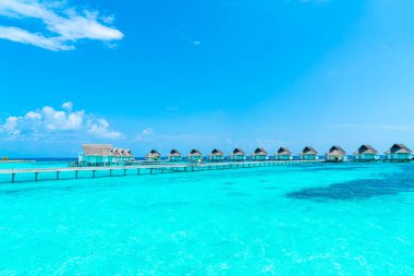 Plaj ile güzel tropikal Maldivler tatil oteli ve ada