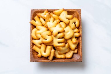 alfabe bisküvi ekmek