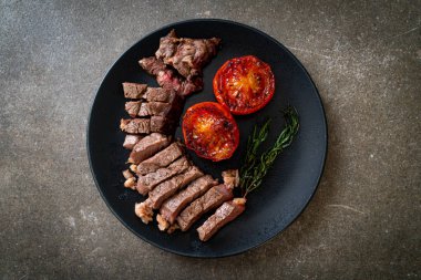 Izgara orta nadir sığır eti biftek