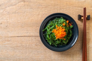 Yosun Salata karides yumurta - Japon tarzı