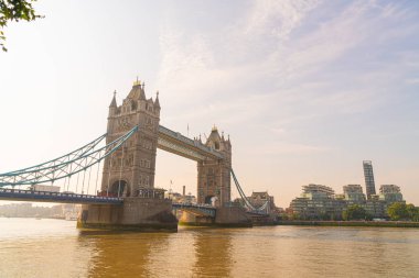 Londra 'daki kule köprüsü