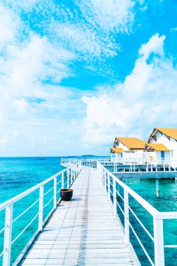 Plaj ile güzel tropikal Maldivler tatil oteli ve ada