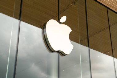 Bangkok, Tayland-Temmuz 17, 2019: Apple ıconsiam 'da Apple logosu
