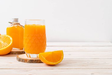 taze portakal suyu cam 