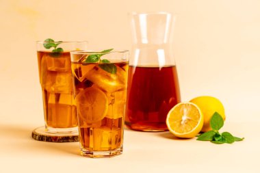 Buz limon çay bardak