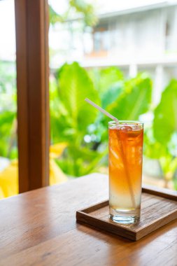 limon limon suyu ile yumruk