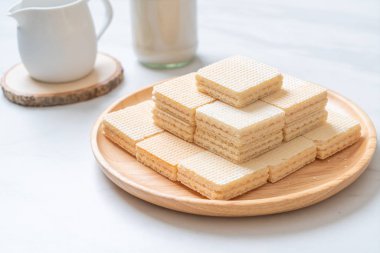 krema ile süt gofret