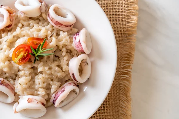 Kalamarlar veya ahtapot risotto
