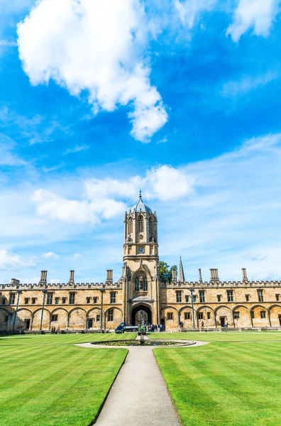Красива архітектура Тома вежа Христова церква, Оксфорд універ — стокове фото