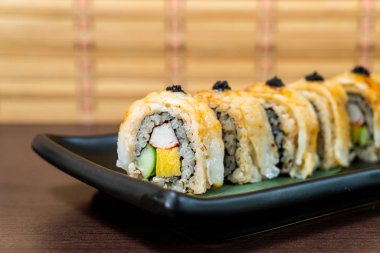 engawa suşi rulo - japon gıda