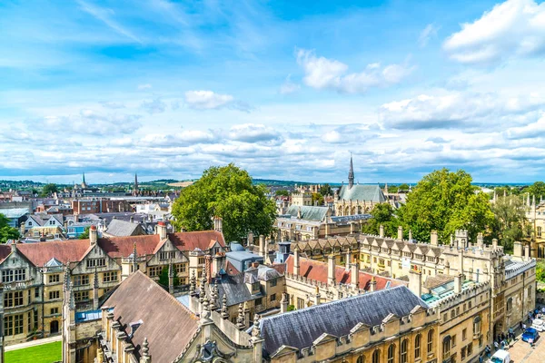 Vista ad alto angolo di High Street of Oxford City, Regno Unito — Foto Stock