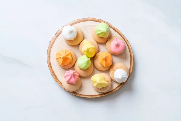 biscuit bread with colorful sugar