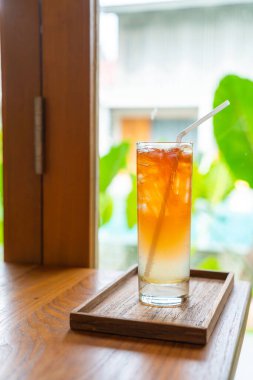 limon limon suyu ile yumruk