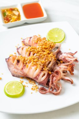 sarımsaklı kızarmış kalamar