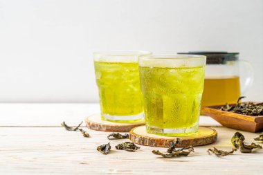 buzlu Japon yeşil çay