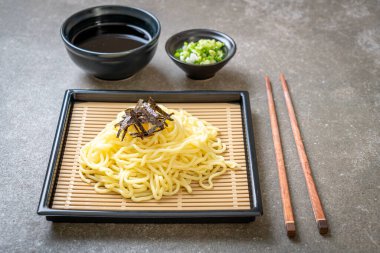 Japon soğuk ramen erişte