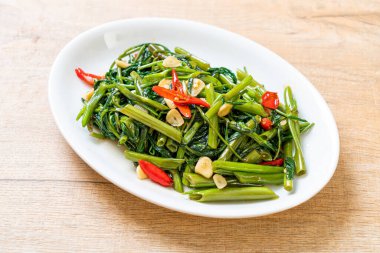 Kızarmış Çin sabah Glory veya su ıspanak