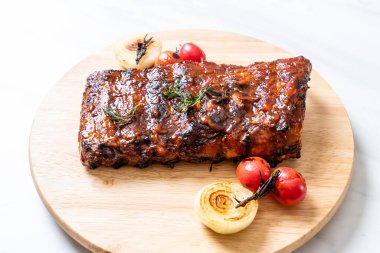 Izgara Barbekü kaburga domuz