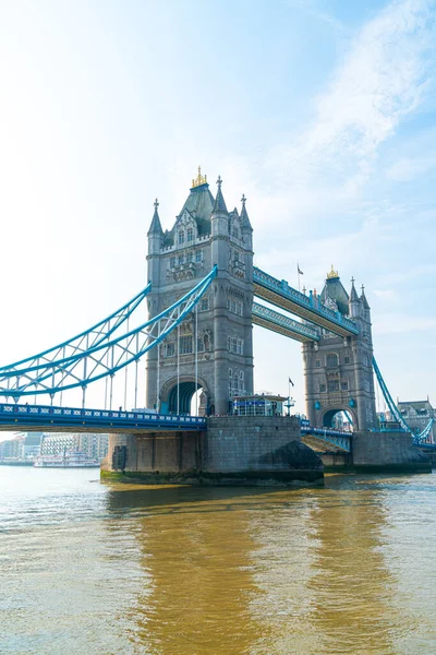 Tower Bridge w Londynie — Zdjęcie stockowe