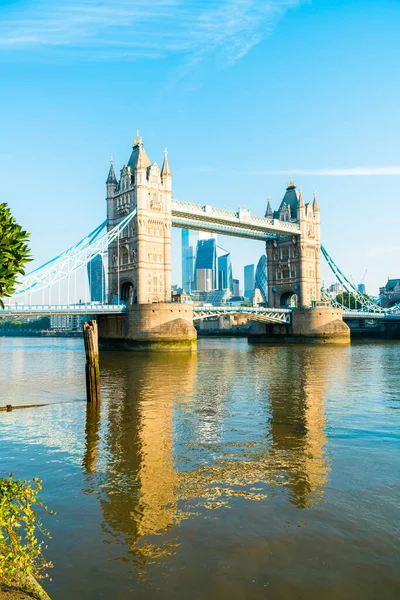 Tower Bridge w Londynie — Zdjęcie stockowe