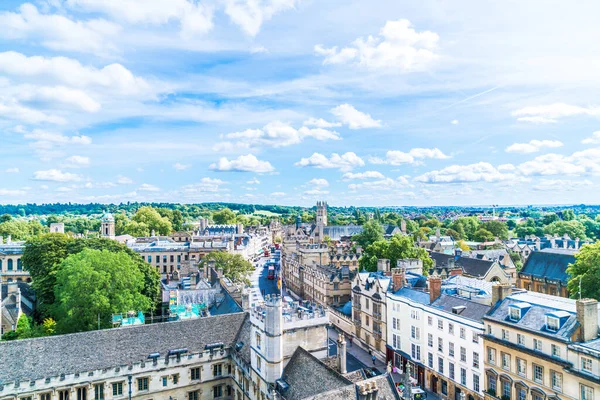 Oxford, Uk - 29 Ağustos 2019: High angle view of High Street — Stok fotoğraf