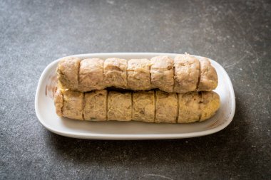 Buharda yengeç et rulo