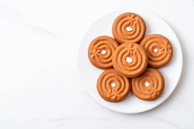 kremalı çikolatalı kurabiye