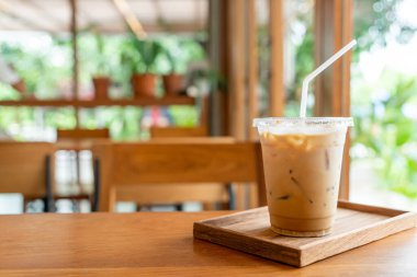 buzlu kahve fincanı 