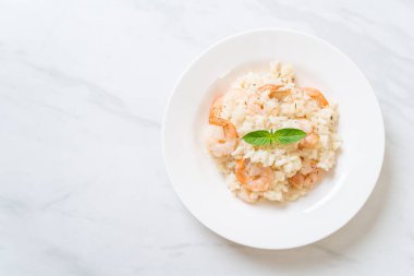 karides ile İtalyan risotto