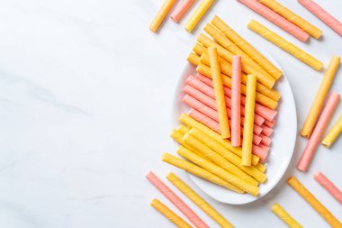 renkli gofret sopa rulo 