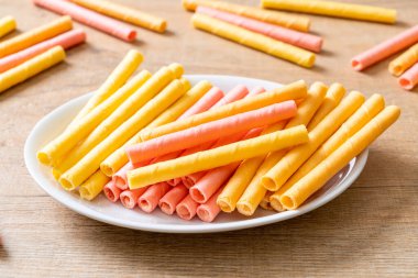 renkli gofret sopa rulo 