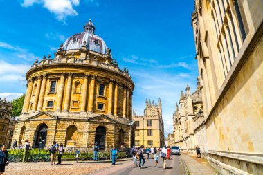 Oxford, Uk - 29 Ağustos 2019: Radcliffe Kamera, Bodleian Kütüphanesi, O