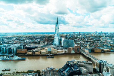 Thames Nehri ile Londra Havacılık Manzarası 