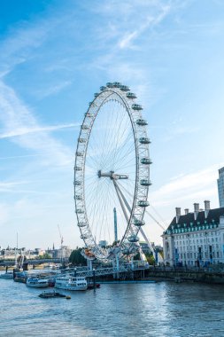 Thames Nehri ile Londra Şehri, Uk