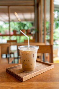 buzlu kahve fincanı 