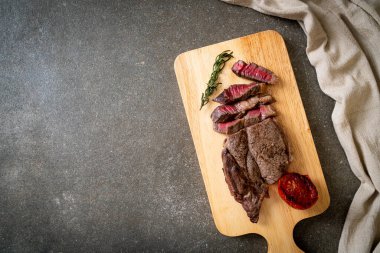 Izgara orta nadir sığır eti biftek